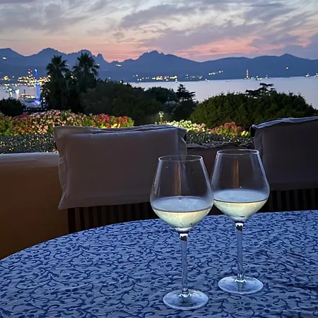 Sunset Апартаменты *